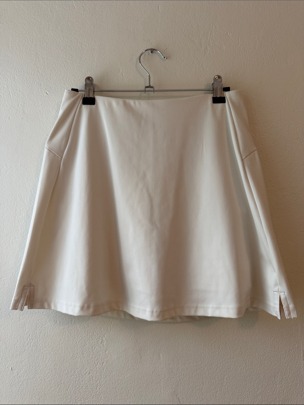 Wilson white tennis skirt